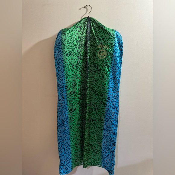 Versace X H&M Dress, complete with original hanger and garment bag - Picture 8 of 16